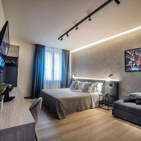 بيسكارا Corso 84 Luxury Suites المظهر الخارجي الصورة