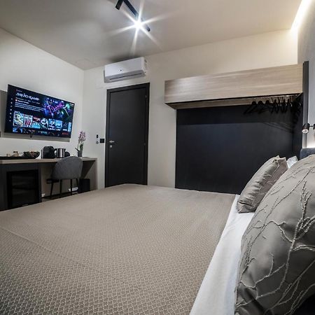 بيسكارا Corso 84 Luxury Suites المظهر الخارجي الصورة