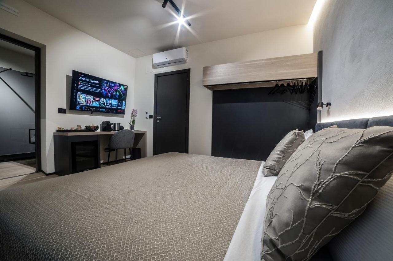 بيسكارا Corso 84 Luxury Suites المظهر الخارجي الصورة